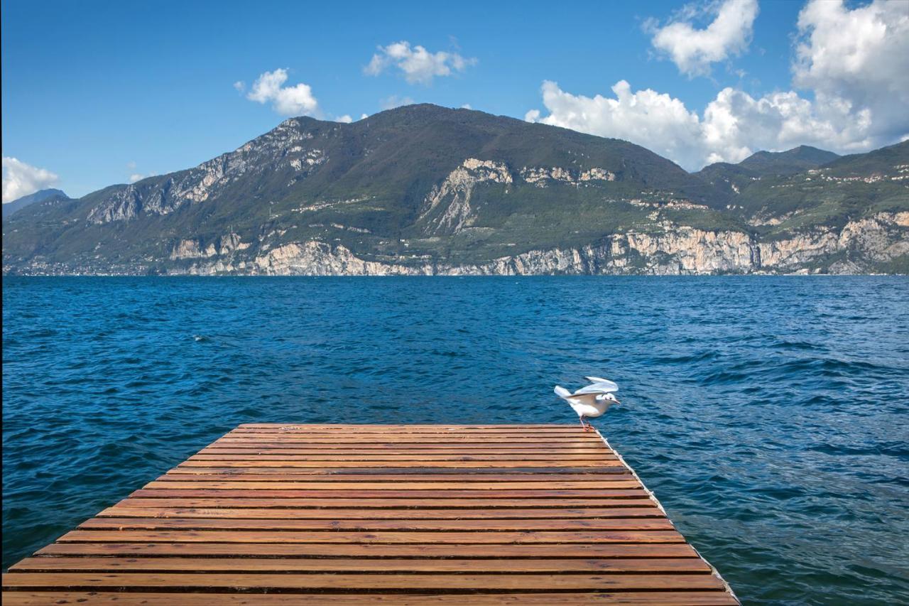 Villa Mimosa-Con Piscina E Vista Lago Brenzone sul Garda Exterior foto